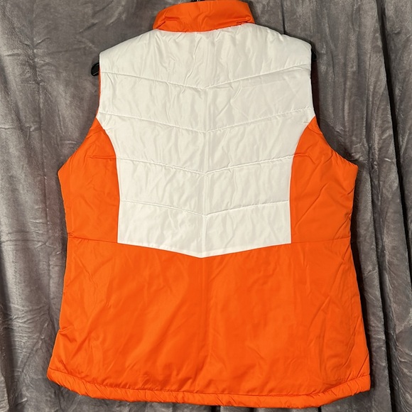 NFL Denver Broncos Football Women’s Puffer Vest size XL - Picture 4 of 4